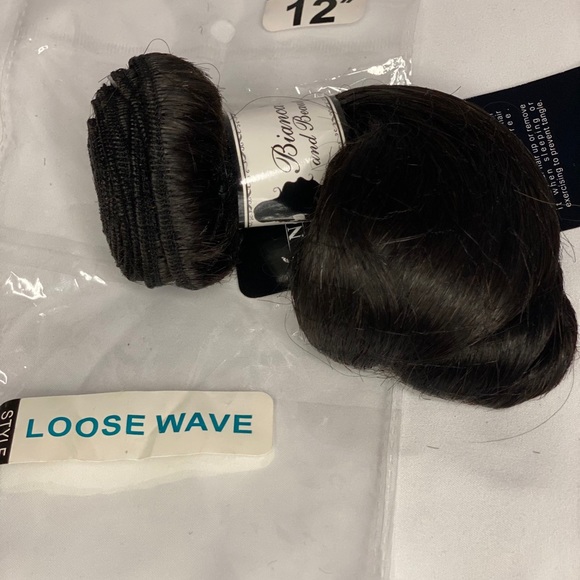 Lace front wigs, bundles and lashes - Picture 16 of 16